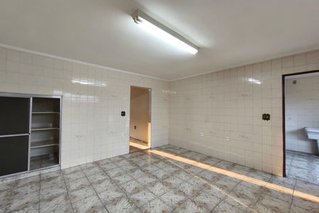 Casa à venda com 353m², 3 quartos e 6 vagas Casa à venda com 353m², 3 quartos e 6 vagasCozinha