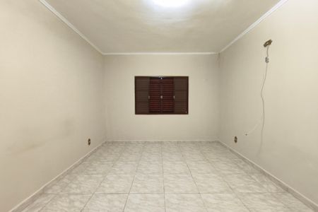 Casa à venda com 353m², 3 quartos e 6 vagas Casa à venda com 353m², 3 quartos e 6 vagasQuarto Suíte