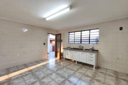 Casa à venda com 353m², 3 quartos e 6 vagas Casa à venda com 353m², 3 quartos e 6 vagasCozinha