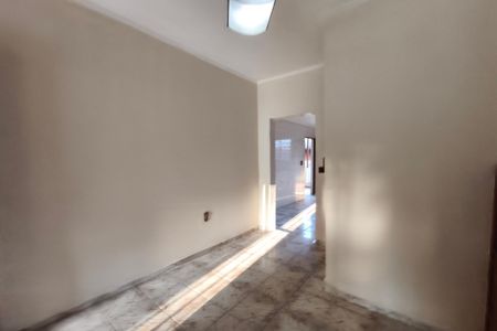 Casa à venda com 353m², 3 quartos e 6 vagas Casa à venda com 353m², 3 quartos e 6 vagasSala de Estar