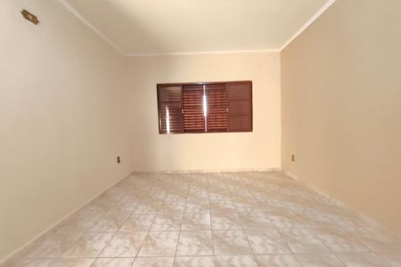 Casa à venda com 353m², 3 quartos e 6 vagas Casa à venda com 353m², 3 quartos e 6 vagasQuarto 3