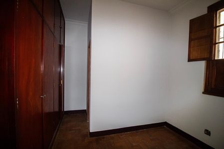 Casa à venda com 435m², 3 quartos e 4 vagas Casa à venda com 435m², 3 quartos e 4 vagasQuarto 03- Suite