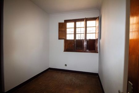 Casa à venda com 435m², 3 quartos e 4 vagas Casa à venda com 435m², 3 quartos e 4 vagasQuarto 03- Suite