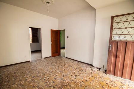 Casa à venda com 435m², 3 quartos e 4 vagas Casa à venda com 435m², 3 quartos e 4 vagasSala de Estar 03