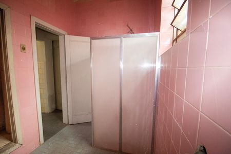 Casa à venda com 435m², 3 quartos e 4 vagas Casa à venda com 435m², 3 quartos e 4 vagasBanheiro Social