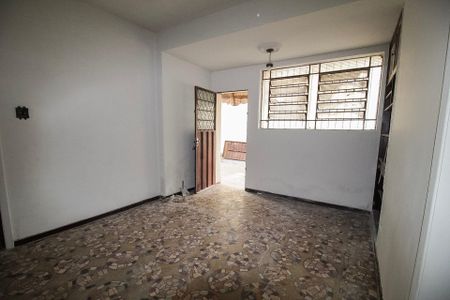 Casa à venda com 435m², 3 quartos e 4 vagas Casa à venda com 435m², 3 quartos e 4 vagasSala de Estar 03