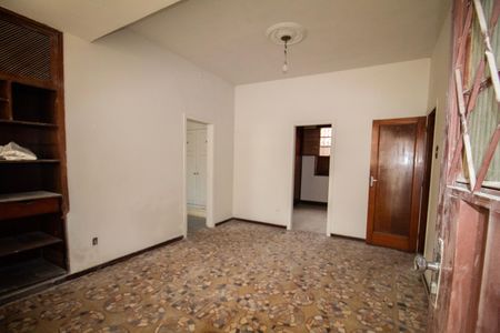 Casa à venda com 435m², 3 quartos e 4 vagas Casa à venda com 435m², 3 quartos e 4 vagasSala de Estar 03