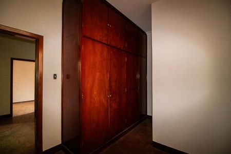 Casa à venda com 435m², 3 quartos e 4 vagas Casa à venda com 435m², 3 quartos e 4 vagasQuarto 03- Suite