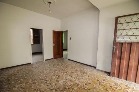 Casa à venda com 435m², 3 quartos e 4 vagas Casa à venda com 435m², 3 quartos e 4 vagasSala de Estar 03
