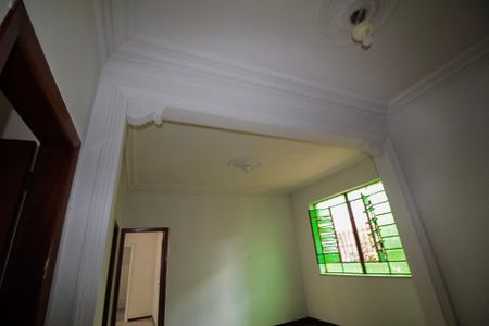 Casa à venda com 435m², 3 quartos e 4 vagas Casa à venda com 435m², 3 quartos e 4 vagasSala de Estar 02