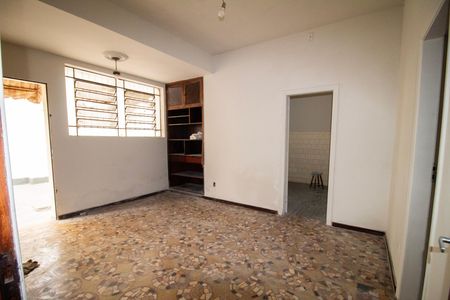 Casa à venda com 435m², 3 quartos e 4 vagas Casa à venda com 435m², 3 quartos e 4 vagasSala de Estar 03