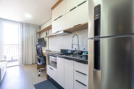 Cozinha de apartamento para alugar com 1 quarto, 24m² em Tatuapé, São Paulo