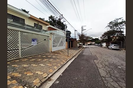 Localização de casa à venda com 4 quartos, 252m² em Chácara Inglesa, São Paulo