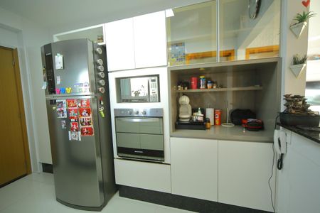 Apartamento à venda com 133m², 3 quartos e 3 vagasCozinha 