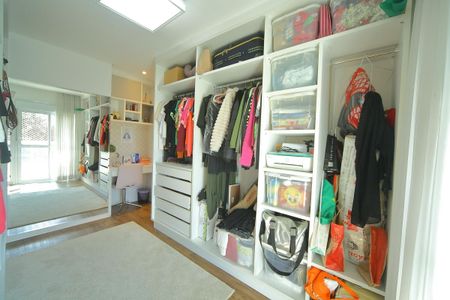 Suíte 2 ( closet )  de apartamento à venda com 3 quartos, 133m² em Vila Dayse, São Bernardo do Campo