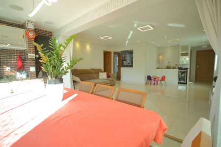Apartamento à venda com 133m², 3 quartos e 3 vagasSala