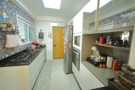 Apartamento à venda com 133m², 3 quartos e 3 vagasCozinha 