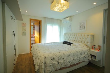 Apartamento à venda com 133m², 3 quartos e 3 vagasSuíte 1 