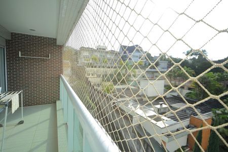Apartamento à venda com 133m², 3 quartos e 3 vagasVaranda Suítes 1  e 2 