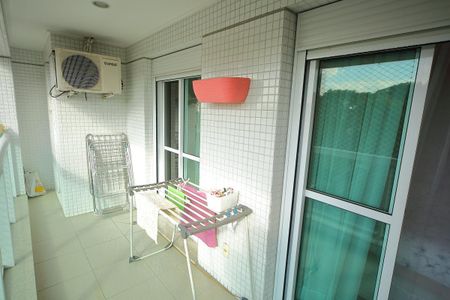 Apartamento à venda com 133m², 3 quartos e 3 vagasVaranda Suítes 1  e 2 