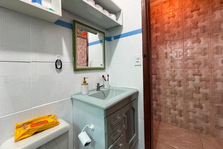 Casa à venda com 120m², 3 quartos e 1 vaga Casa à venda com 120m², 3 quartos e 1 vagaBanheiro Social