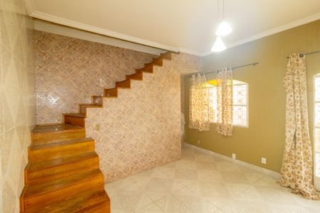 Sala de casa à venda com 2 quartos, 214m² em Campo Grande, Rio de Janeiro