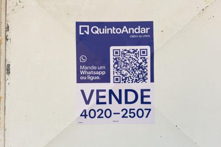 Plaquinha de casa à venda com 2 quartos, 214m² em Campo Grande, Rio de Janeiro