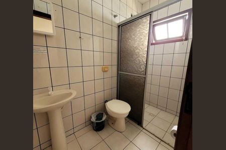 Banheiro de apartamento para alugar com 2 quartos, 55m² em Ingleses do Rio Vermelho, Florianópolis