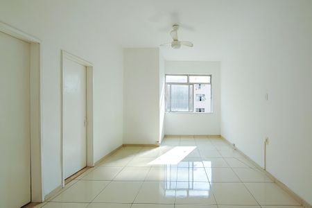 Studio para alugar com 36m², 1 quarto e sem vaga Studio para alugar com 36m², 1 quarto e sem vagaStudio