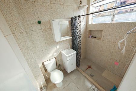 Banheiro  de kitnet/studio para alugar com 1 quarto, 36m² em Santa Teresa, Rio de Janeiro
