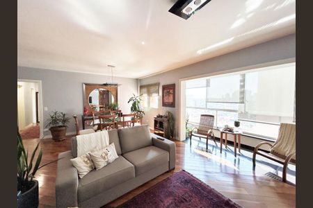 Apartamento à venda com 132m², 3 quartos e 2 vagas Apartamento à venda com 132m², 3 quartos e 2 vagasFoto 03