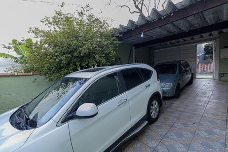 Garagem de casa à venda com 4 quartos, 180m² em Parque Boturussu, São Paulo