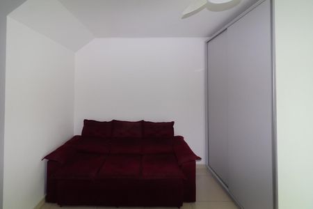 Quarto de apartamento para alugar com 2 quartos, 28m² em Vila Divina Pastora, São Paulo
