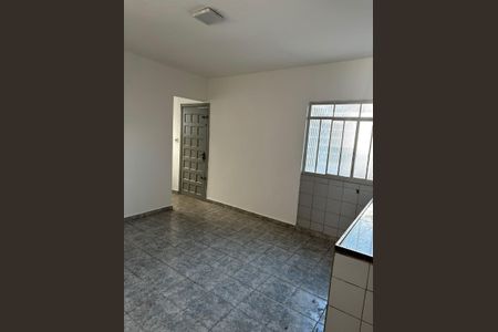 Cozinha de casa para alugar com 1 quarto, 200m² em Barcelona, São Caetano do Sul