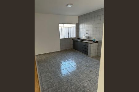Cozinha de casa para alugar com 1 quarto, 200m² em Barcelona, São Caetano do Sul
