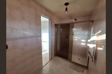 Casa de condomínio para alugar com 125m², 3 quartos e sem vaga Casa de condomínio para alugar com 125m², 3 quartos e sem vagaBanheiro da Suíte