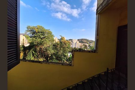 Casa de condomínio para alugar com 125m², 3 quartos e sem vaga Casa de condomínio para alugar com 125m², 3 quartos e sem vagaVista do Quarto 2
