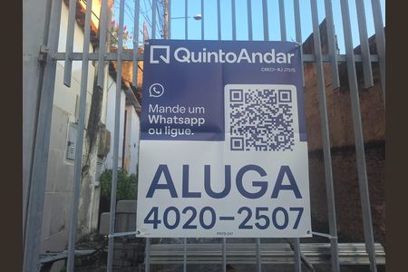 Casa de condomínio para alugar com 125m², 3 quartos e sem vaga Casa de condomínio para alugar com 125m², 3 quartos e sem vagaplaquinha