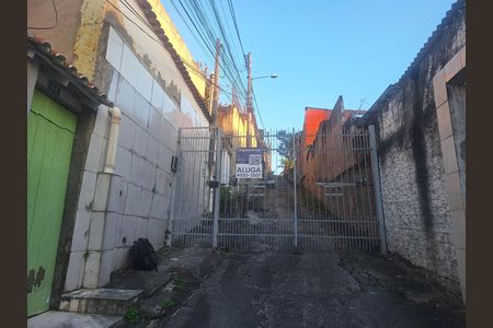 Casa de condomínio para alugar com 125m², 3 quartos e sem vaga Casa de condomínio para alugar com 125m², 3 quartos e sem vagaFachada
