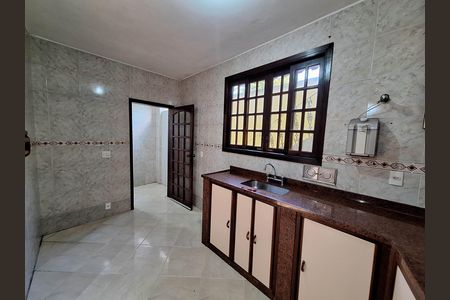 Casa de condomínio para alugar com 125m², 3 quartos e sem vaga Casa de condomínio para alugar com 125m², 3 quartos e sem vagaCozinha e Área de Serviço