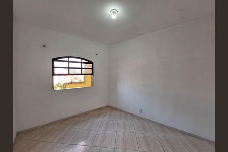 Casa de condomínio para alugar com 125m², 3 quartos e sem vaga Casa de condomínio para alugar com 125m², 3 quartos e sem vagaQuarto 2