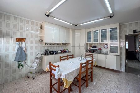 Cozinha de casa à venda com 4 quartos, 310m² em Bosque da Saúde, São Paulo