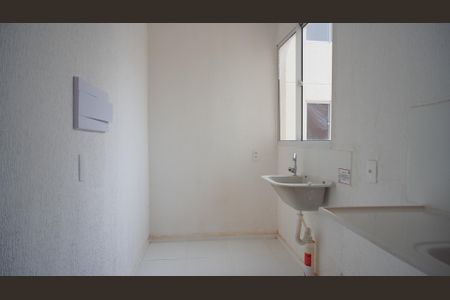 Apartamento para alugar com 40m², 2 quartos e 1 vaga Apartamento para alugar com 40m², 2 quartos e 1 vagaCozinha e Área de Serviço