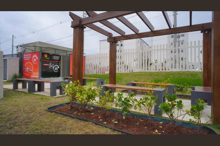 Apartamento para alugar com 40m², 2 quartos e 1 vaga Apartamento para alugar com 40m², 2 quartos e 1 vagaÁrea comum e mercadinho