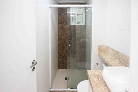 Banheiro da Social de apartamento para alugar com 2 quartos, 60m² em Vila Prudente, São Paulo