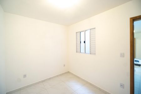 Apartamento para alugar com 39m², 2 quartos e sem vaga Apartamento para alugar com 39m², 2 quartos e sem vagaQuarto 01
