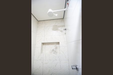 Chuveiro de apartamento para alugar com 2 quartos, 39m² em Penha de França, São Paulo
