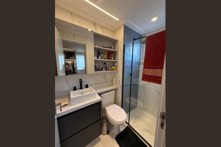 Banheiro de apartamento à venda com 2 quartos, 68m² em Nova Petrópolis, São Bernardo do Campo