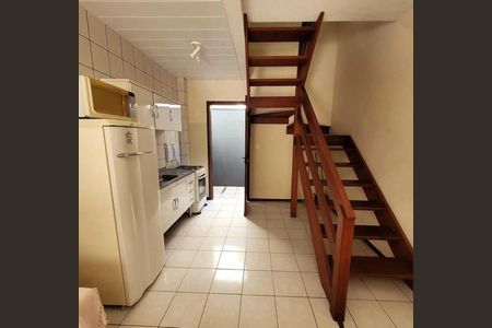 Sala de apartamento para alugar com 1 quarto, 50m² em Ingleses do Rio Vermelho, Florianópolis