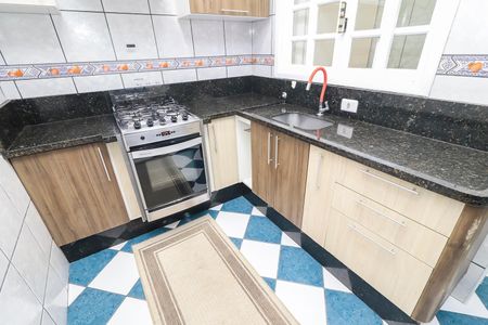 Casa à venda com 86m², 2 quartos e 2 vagasCozinha - Armários